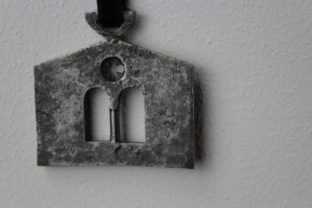 Italo De Grandi : Pendentif roman