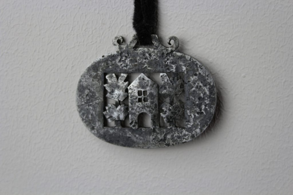 Italo De Grandi : Pendentif ovale